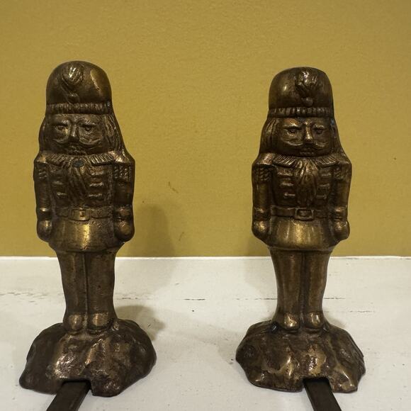 Vintage Bombay Company 2 Brass Nutcracker Stocking Holder Christmas Decor 1993 - Picture 3 of 13